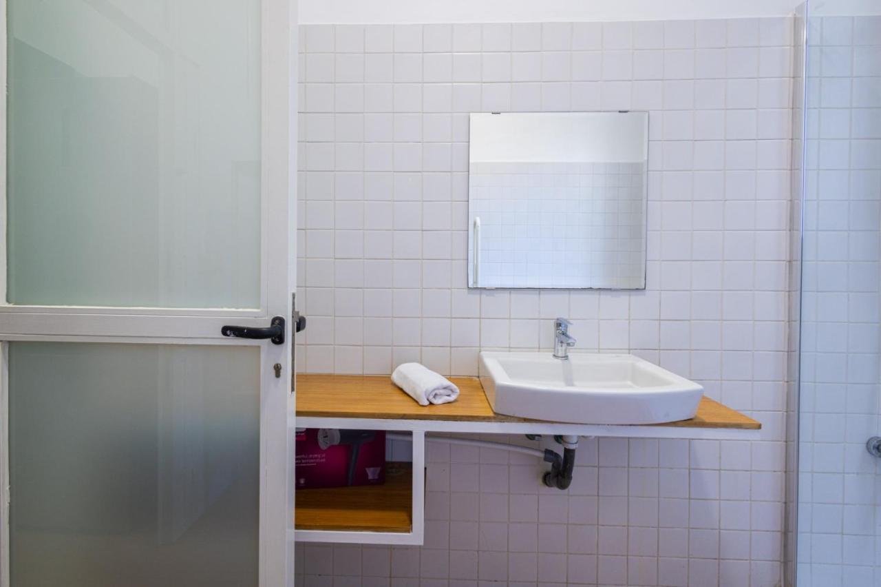 Florit Flats - The Vella Apartment Valencia Luaran gambar