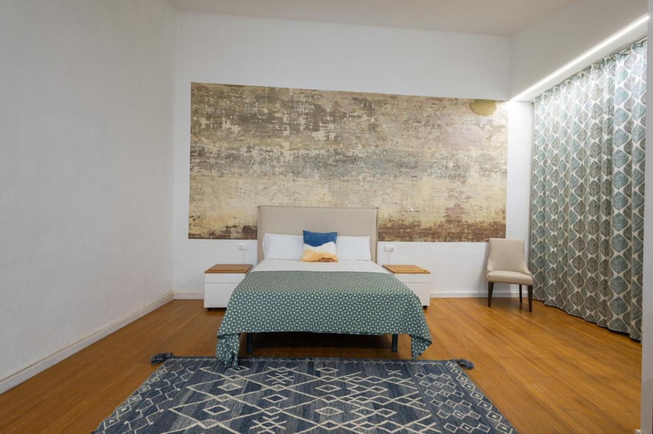 Florit Flats - The Vella Apartment Valencia Luaran gambar