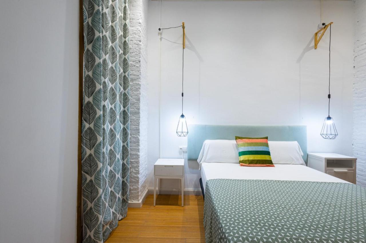 Florit Flats - The Vella Apartment Valencia Luaran gambar