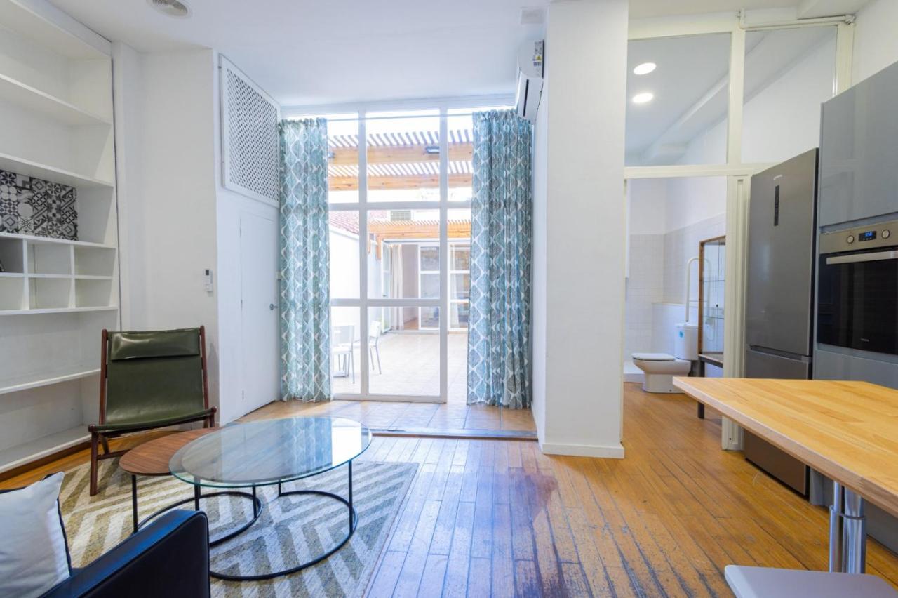 Florit Flats - The Vella Apartment Valencia Luaran gambar